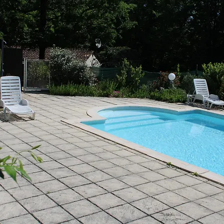 La Garrigue 15 Minutes Sarlat & Lascaux Avec 2 Piscines Casa de Férias *